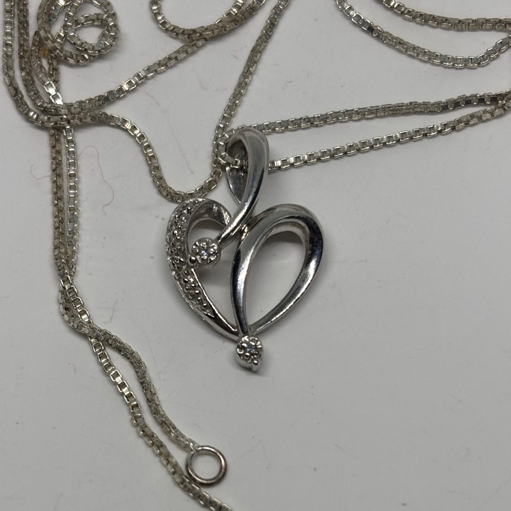 Vintage Helen Andrews 10K White Gold Diamond Heart Necklace | Genuine Diamonds